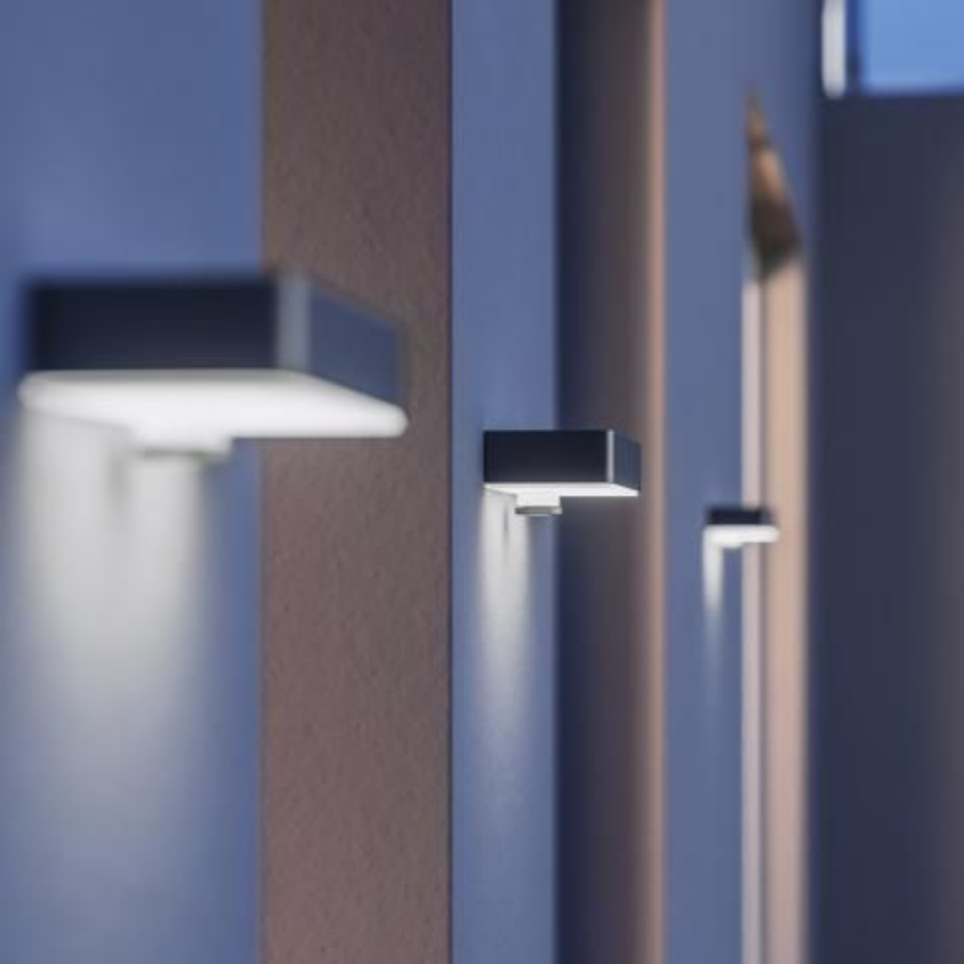 Āra sensorlampa ar saules paneli, antracīts, 1.5W, 3000K, 140lm, IP44, ar kustības sensoru, 360°, 6m, soft light start, XSolar SOL-O LED, STEINEL
