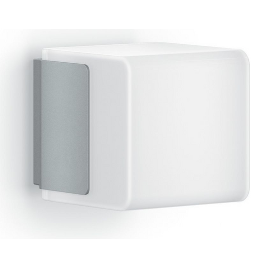 Āra sienas gaismeklis ar kustības sensoru, sudrabs, LED, 9.1W, 3000K, 616lm, IP44, sensora attālums 5m un 160°, ar Bluetooth savienojumu un vadību, soft light start, L 835 SC, STEINEL