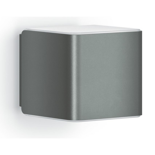 Āra sienas gaismeklis ar kustības sensoru, antracīts, LED, 9.1W, 3000K, 319lm, IP44, sensora attālums 5m un 160°, ar Bluetooth savienojumu un vadību, soft light start, L 840 SC, STEINEL
