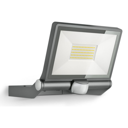 LED prožektors ar kustības sensoru, antracīts, 42.6W, 4200lm, 3000K, sensora attālums 12m un 180°, IP44, XLED ONE XL S, STEINEL