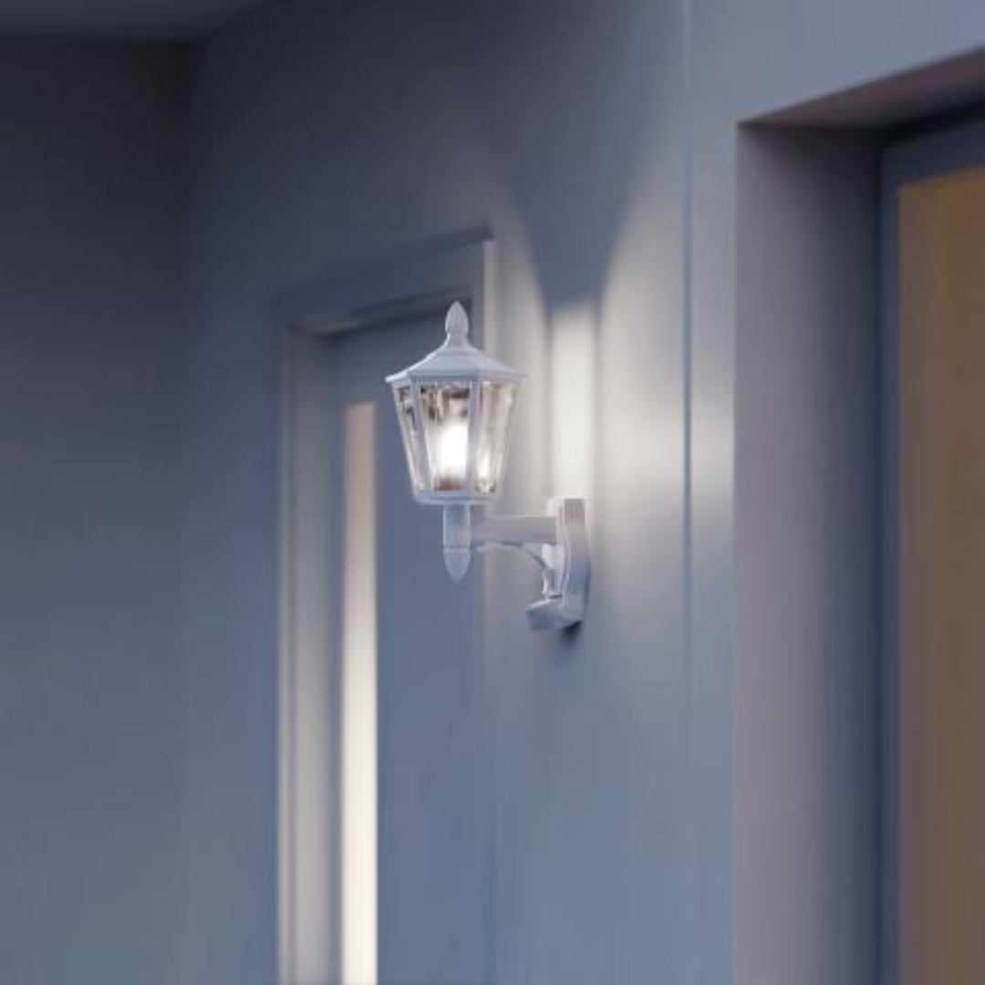 Āra sienas gaismeklis ar kustības sensoru, balts, E27, maksimāla jauda līdz 60W, sensora attālums 10m un 180°, IP44, L 15 S, STEINEL