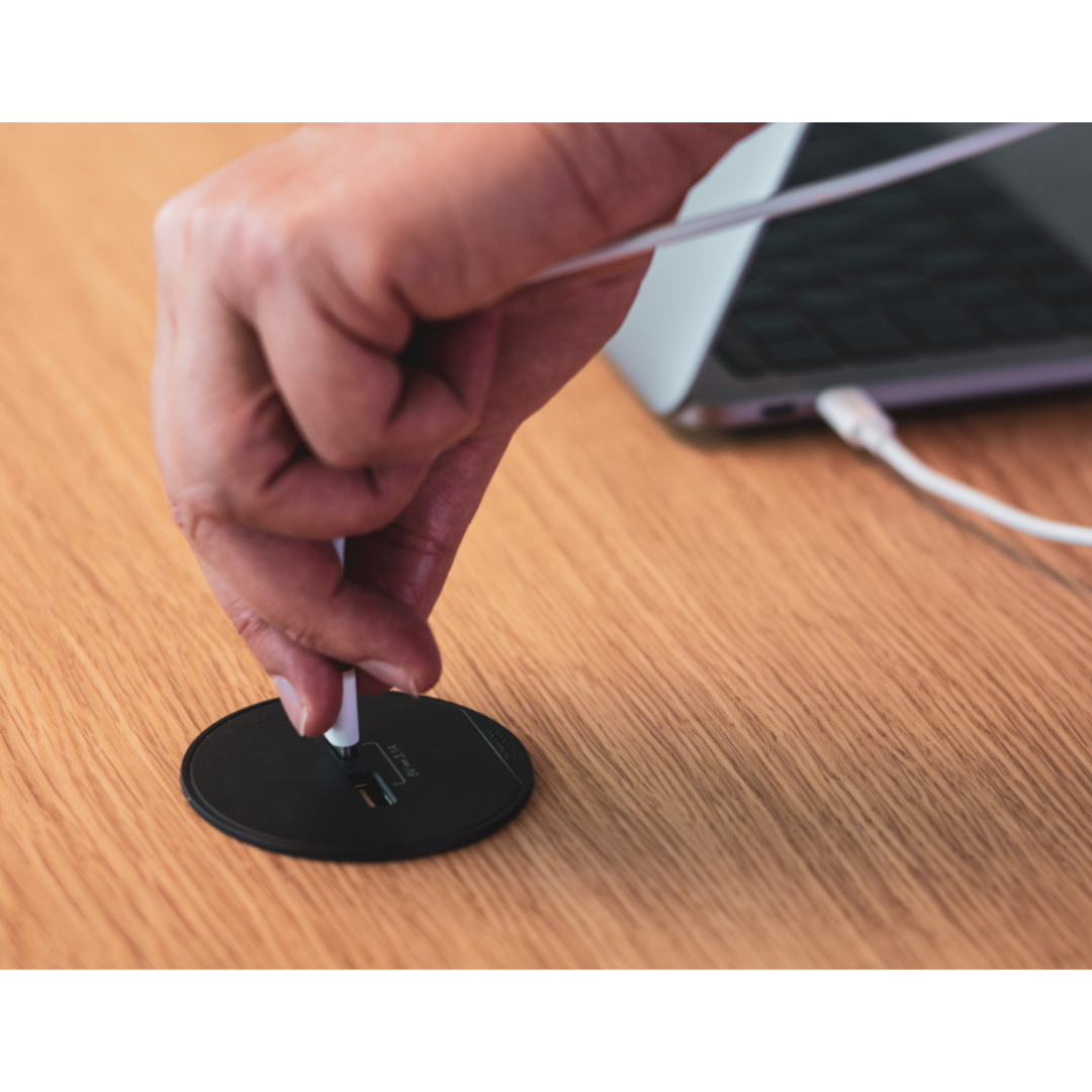 Galda bloks ar USB A un USB C, melns (antracīts), Unica system+