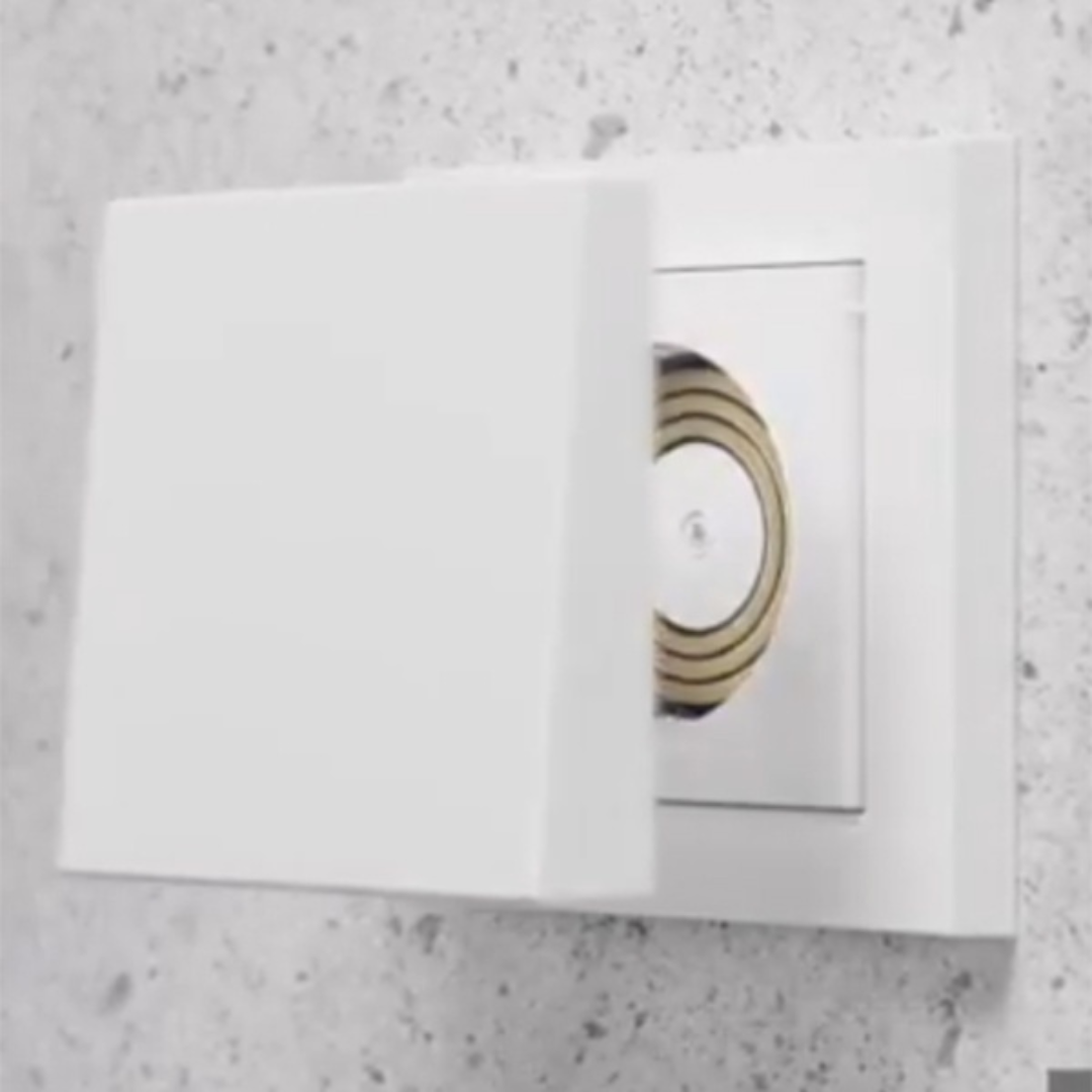 Gaismeklis LED sienas 4.1W, Plug & Light, grozams 360 grādos, 290lm, 2700K, balts, LS990