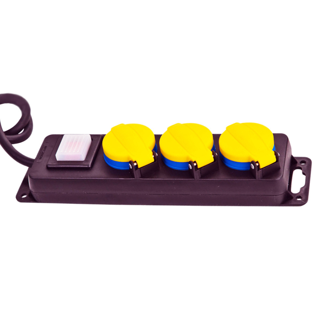 Pagarinātājs 3-vietīgs ar zemējumu, ar slēdzi, ar bērnu aizsardzību, IP44, vads gumijas izolācijā H05RR-F 3x1.5mm2, 3m, 3500W