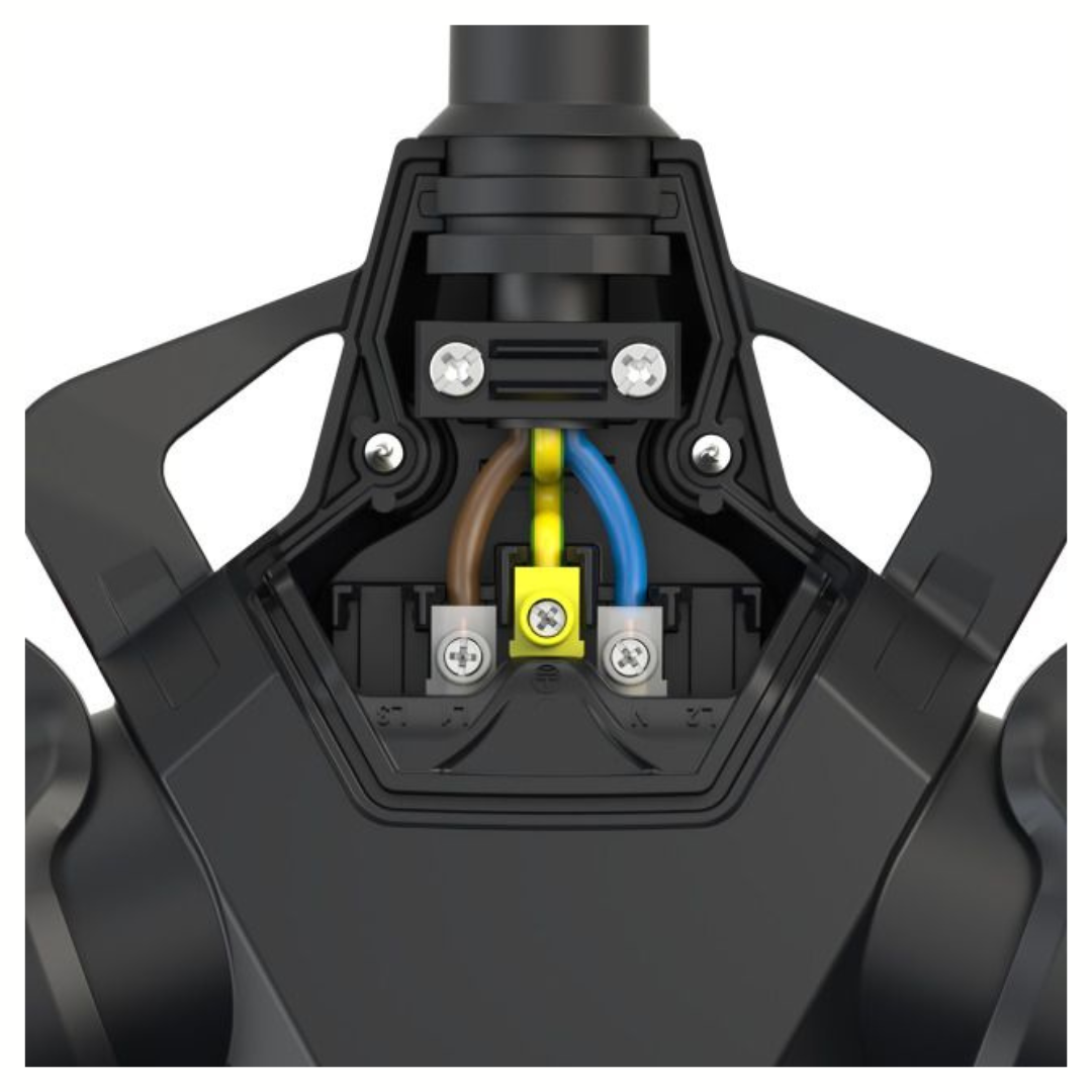Kontaktligzda vadam 3-vietīga, IP44, 16A, 250V, 3p (2P+E), melna ar sarkanu, PCE