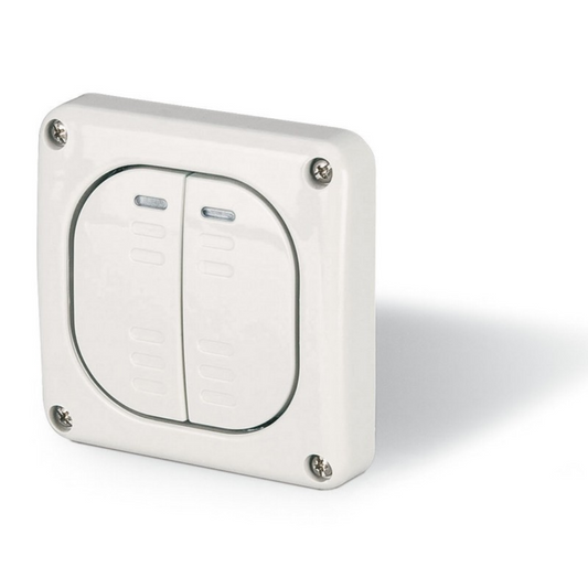 Slēdzis 2-pola zemapmetuma, 20A, 230V, IP66, PROTECTA