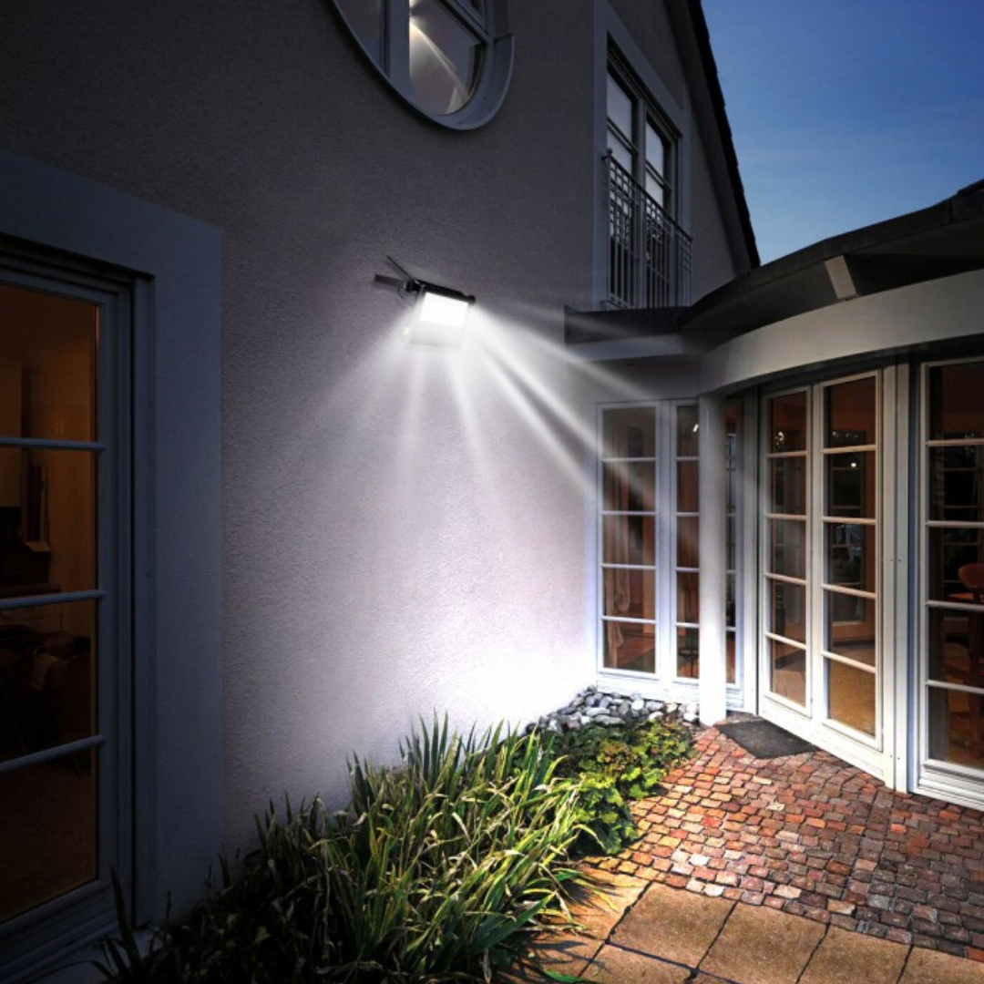 Prožektors ar saules bateriju Solar LED SN-1, ar kustības un krēslas sensoru, 1.4W, 4000K, 400lm, IP65, EC20119, ECOLIGHT