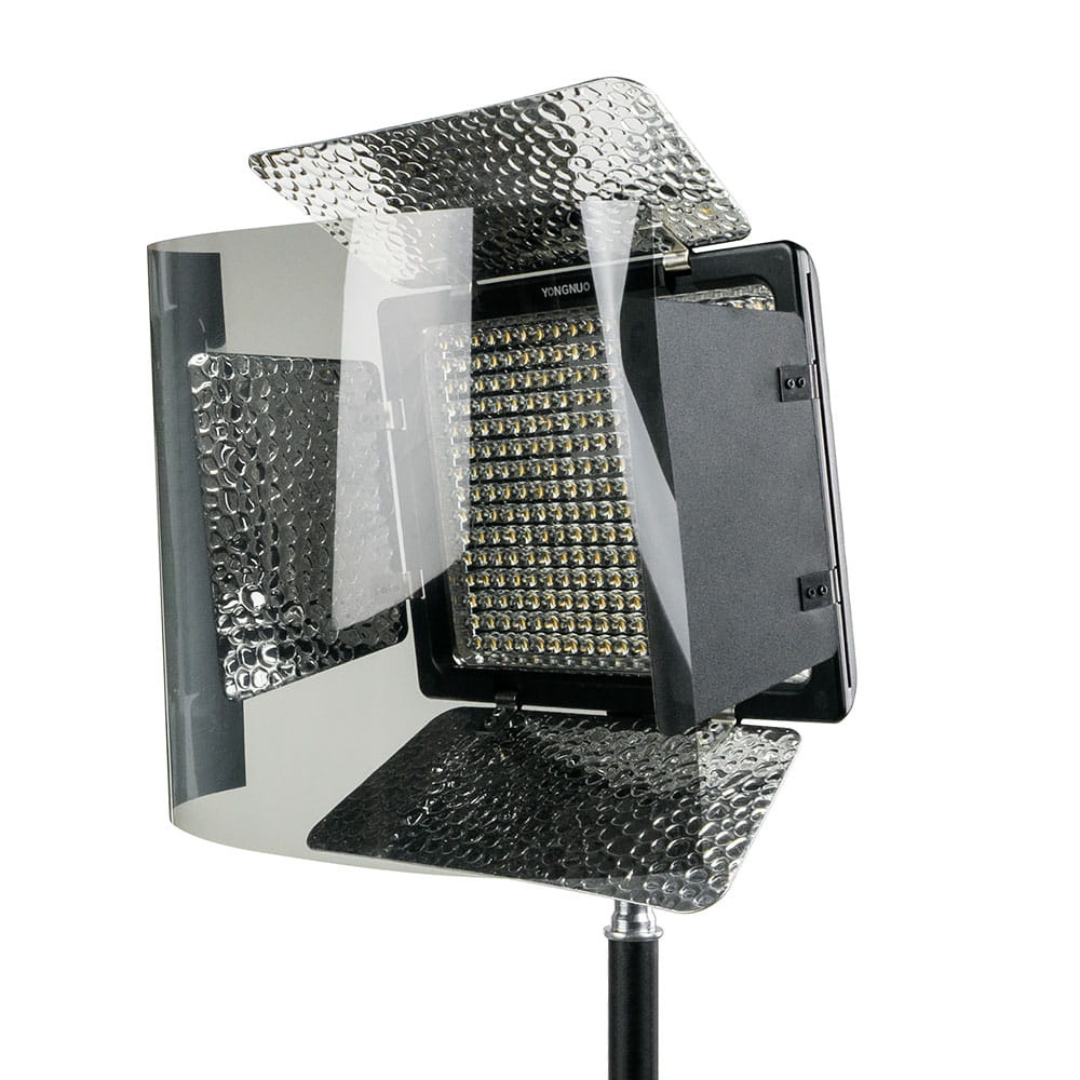 Tetovēšanas komplekts, Yongnuo YN300III 3200-5600K lampa ar barošanas avotu, statīvu un polarizējošo plēvi