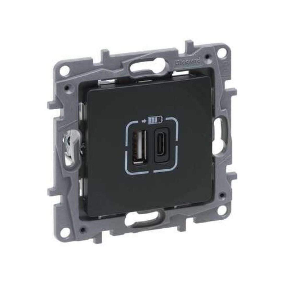 Rozete USB-A + USB-C, melna, Niloe STEP