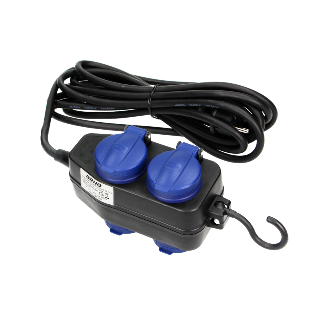 Pagarinātājs 4-vietīgs ar zemējumu, ar āķi, vads gumijas izolācijā HO5RR-F 3x1.5mm2, IP44, 5m